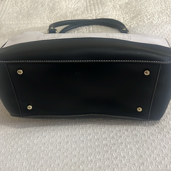 Anne Klein ❤️ Purse - Picture 5 of 8